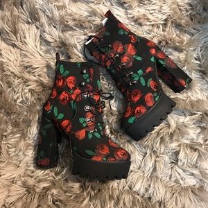 Rose printed Booties
